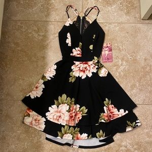 Dry Goods Semi Formal Fit and Flare Floral Dress XS-S
